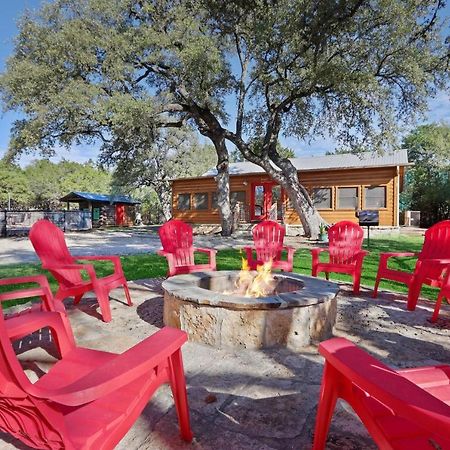 Wimberley Log Cabins Resort And Suites- The Oak Lodge Exterior foto