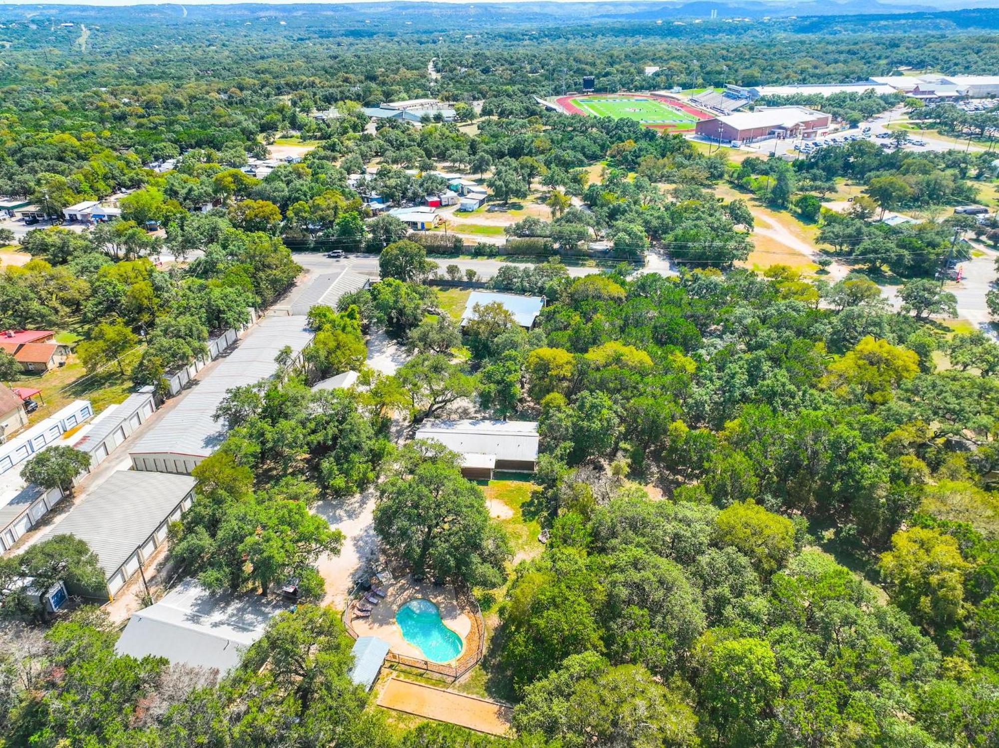 Wimberley Log Cabins Resort And Suites- The Oak Lodge Exterior foto