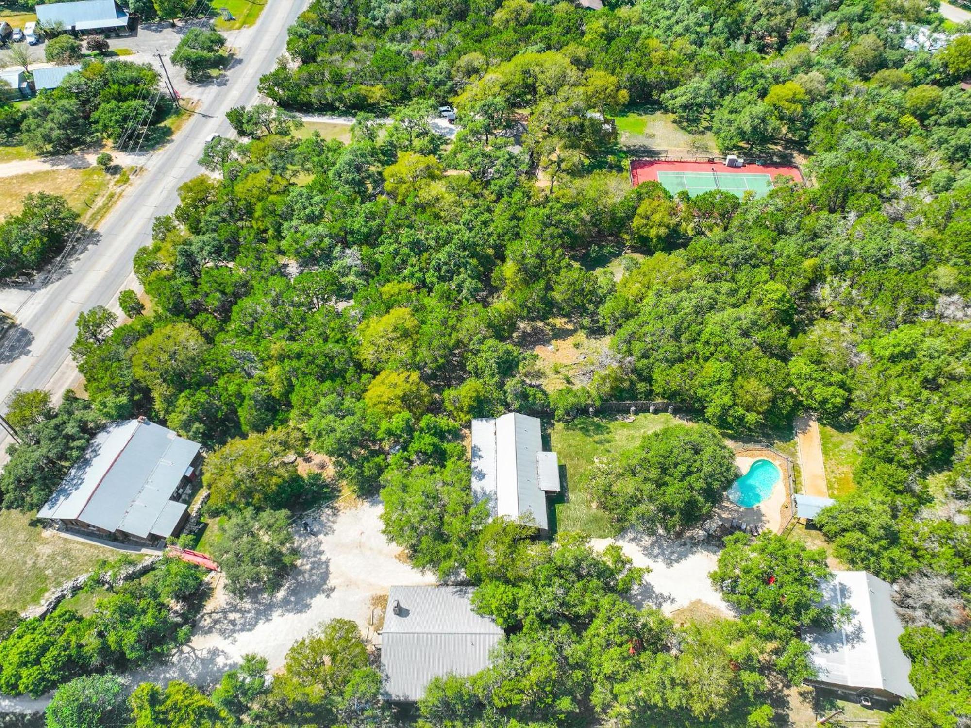 Wimberley Log Cabins Resort And Suites- The Oak Lodge Exterior foto